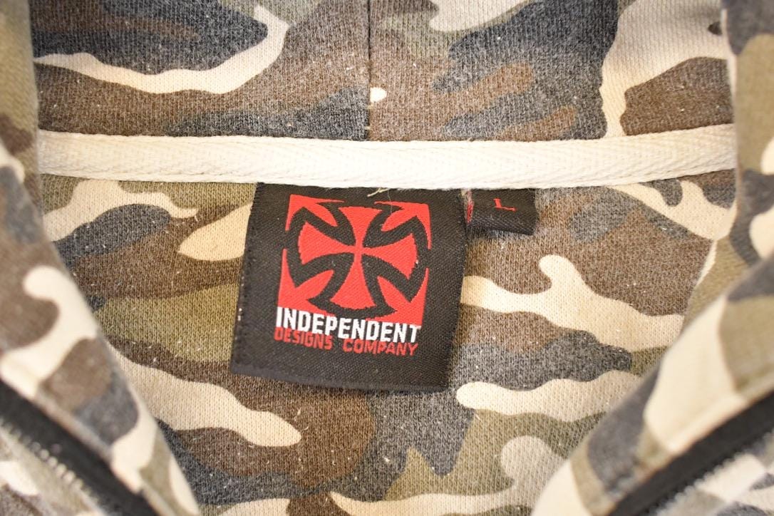Vintage Y2K Independent Trucks Embroidered Logo Skateboarding Hoodie Sweatshirt Men's L from propervintagecanada