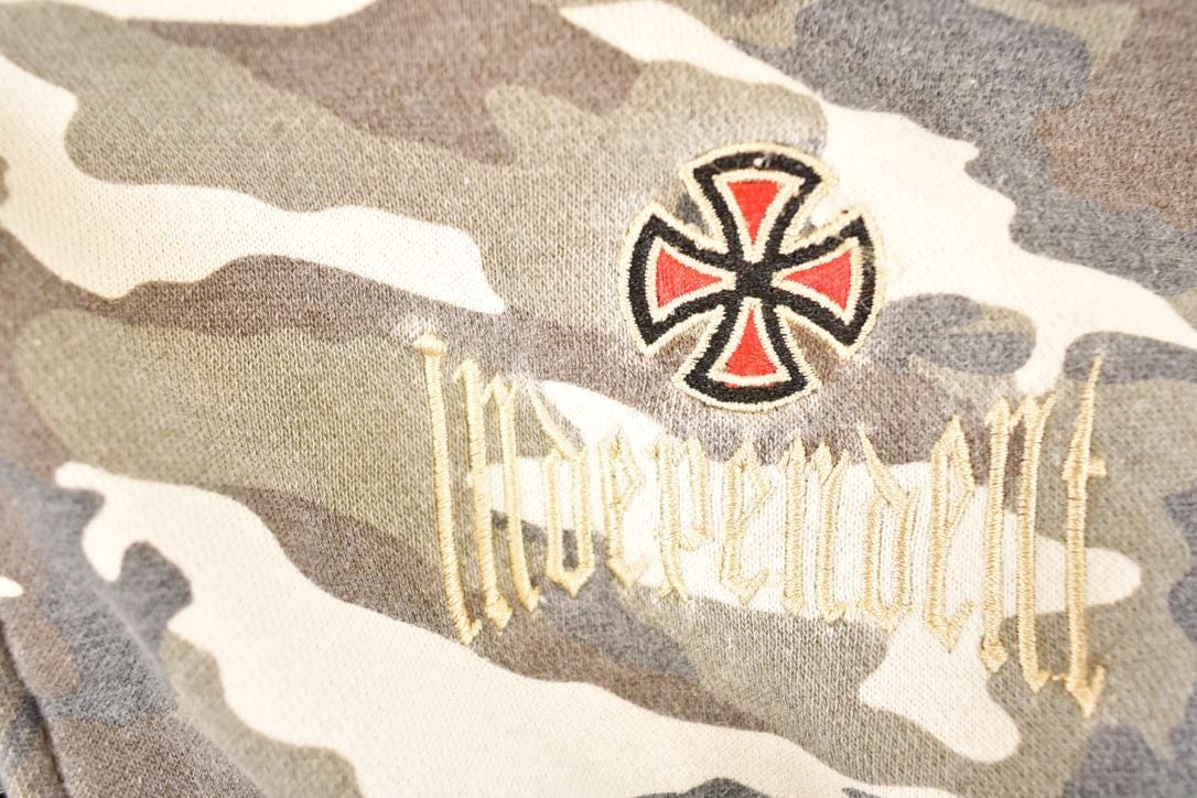 Vintage Y2K Independent Trucks Embroidered Logo Skateboarding Hoodie Sweatshirt Men's L from propervintagecanada