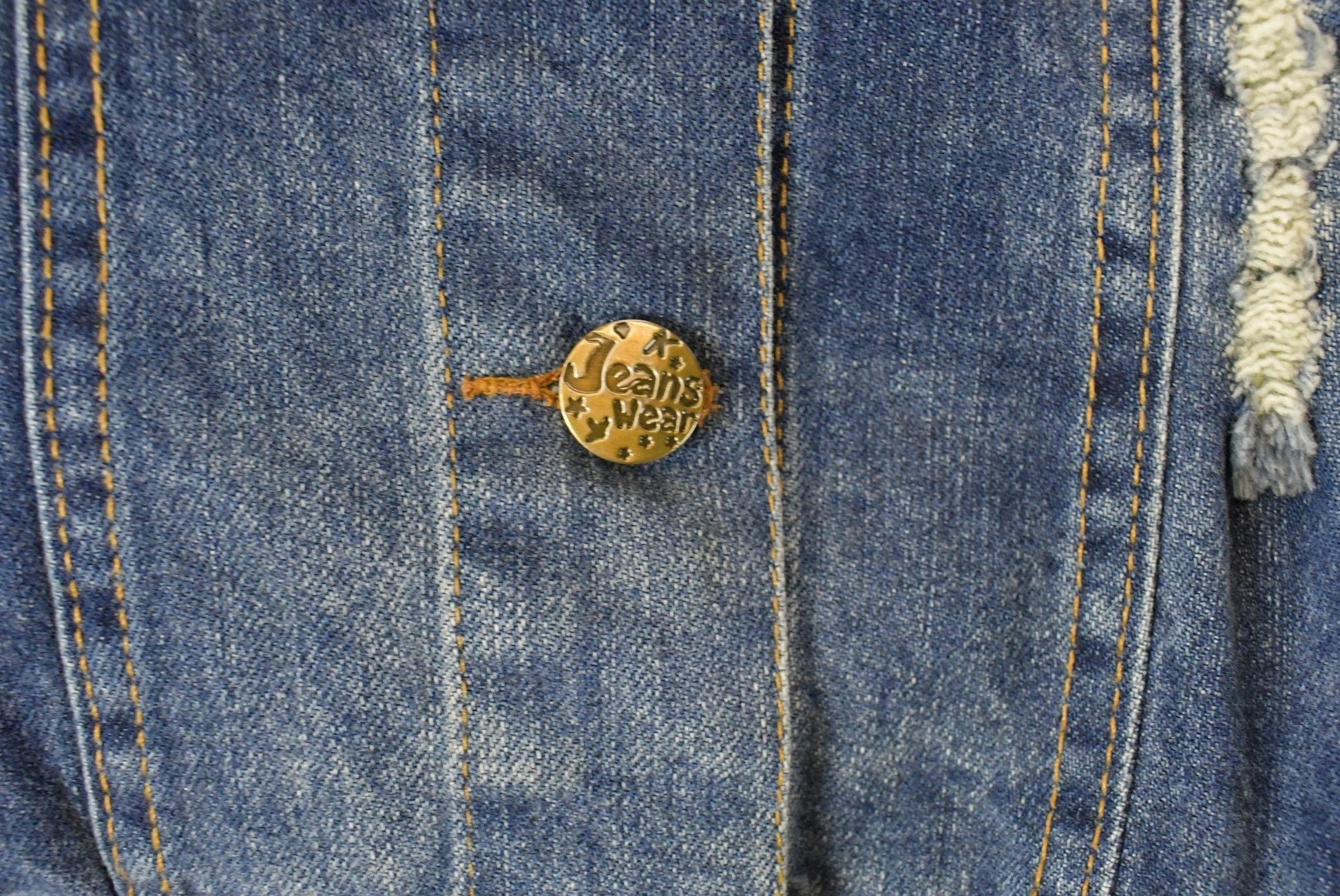 Vintage Y2K Jeanswear Denim Trucker Jean Jacket Women's Small / Denim Jacket / 2000s Coat / Chic Fashion from propervintagecanada