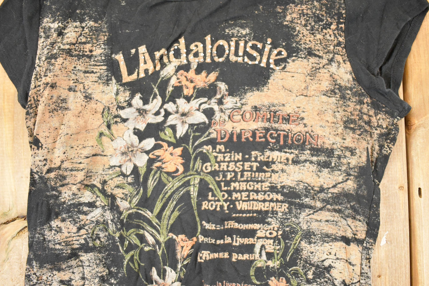 Vintage Y2K Landoluise Souvenir Travel T-Shirt Women's S from propervintagecanada