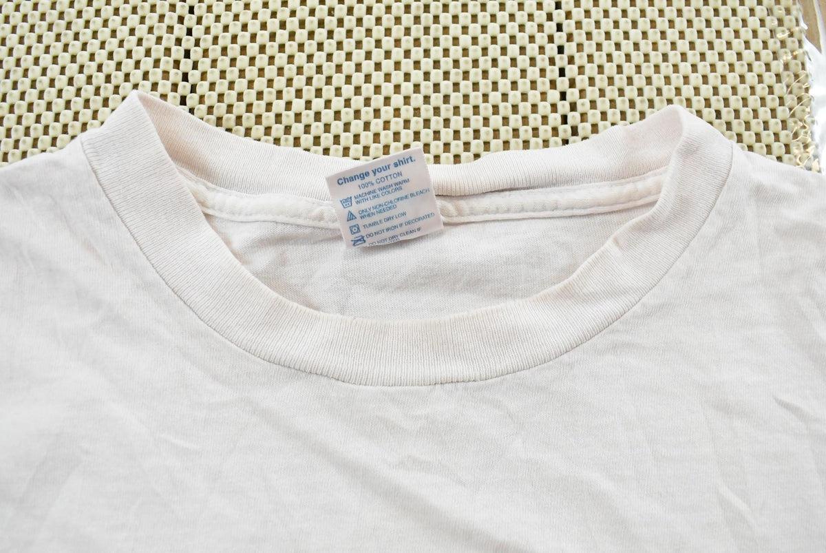 Vintage Y2K Microsoft Windows XP Yes You Can T-Shirt Mens from propervintagecanada