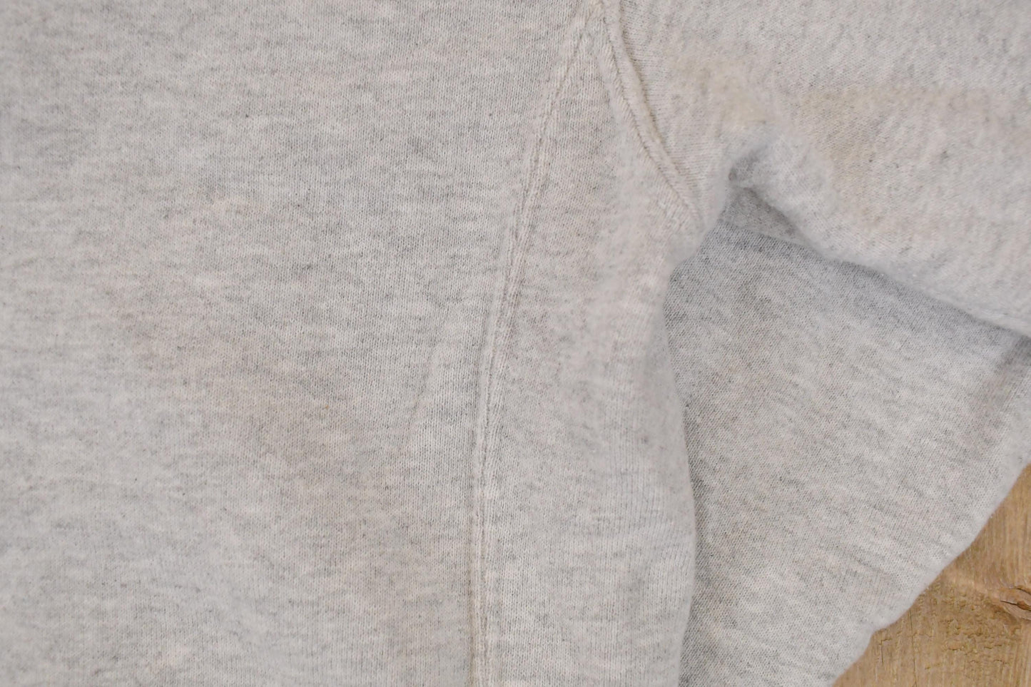 Vintage Y2K Minnesota Embroidered University Hoodie Sweater Mens S from propervintagecanada