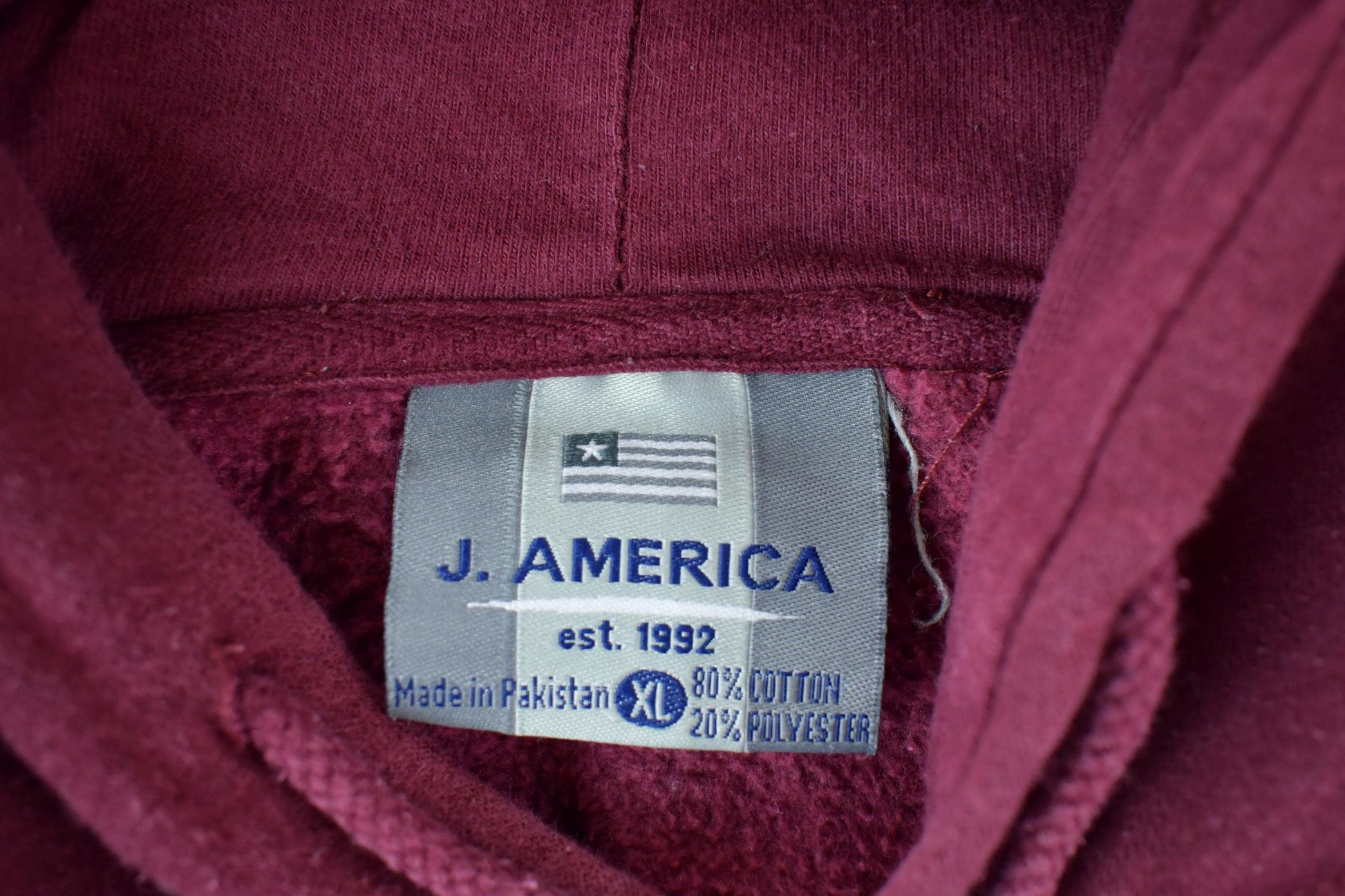 Vintage Y2K Minnesota University Collegiate Hoodie Men's XL from propervintagecanada