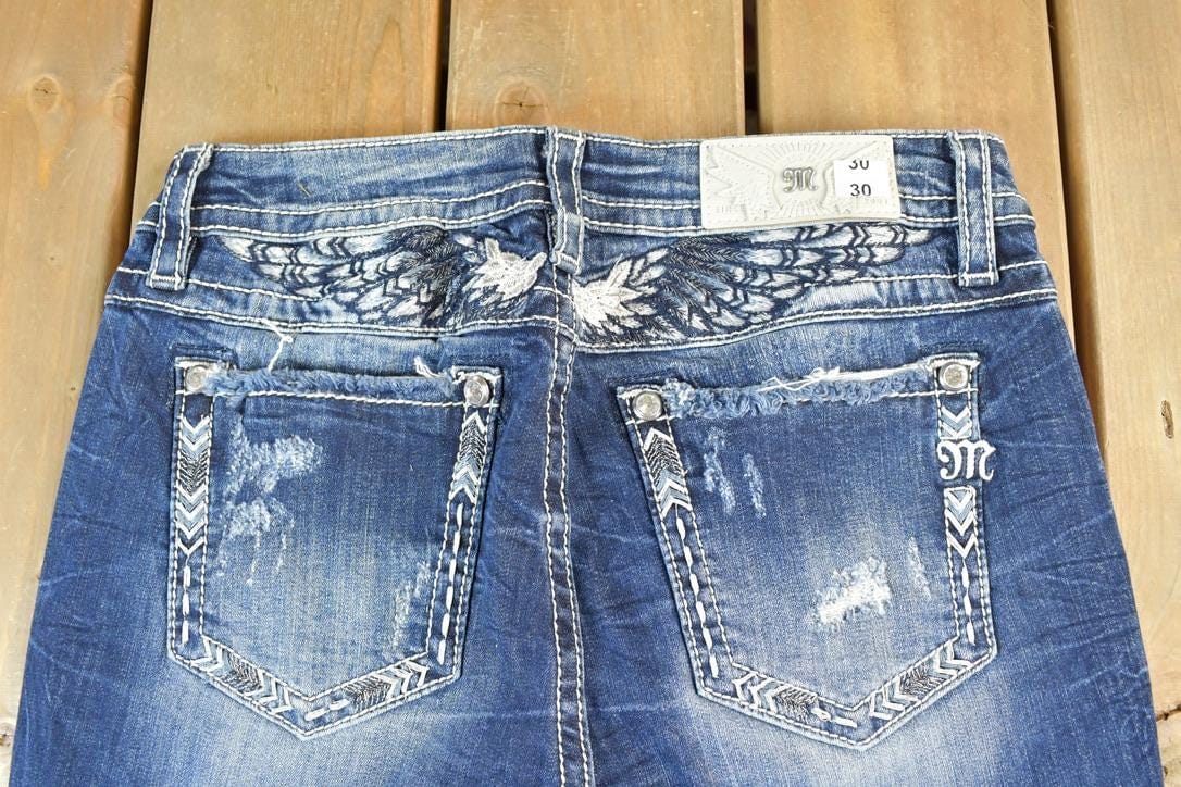 Vintage Y2K Miss Me Angel Wing Bedazzled Low Rise Jeans Size 30x31 / Boot Cut Jeans / Y2K Style / Embroidered Jeans / 2000s / Contrast from propervintagecanada