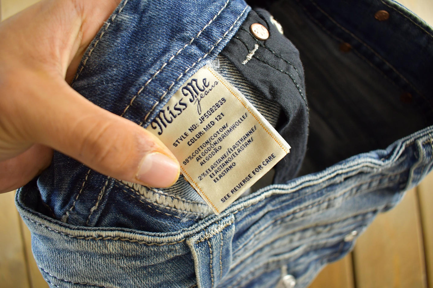 Vintage Y2K Miss Me Bedazzled Bootcut Low Rise Jeans Women's 26 x 33