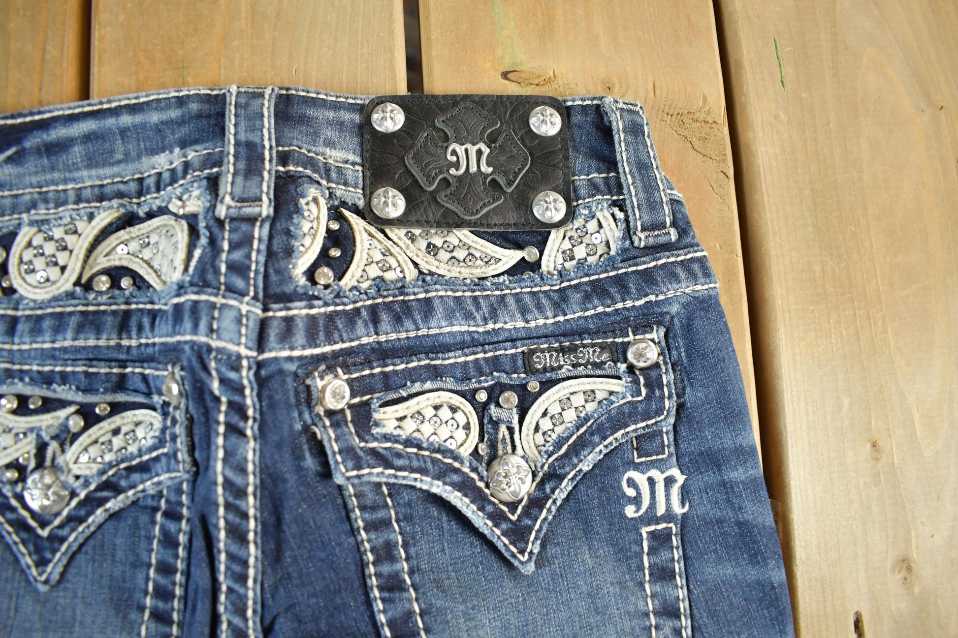 Vintage Y2K Miss Me Bedazzled Chloe Bootcut Signature Rise Jeans Women's S 26 x 33 from propervintagecanada
