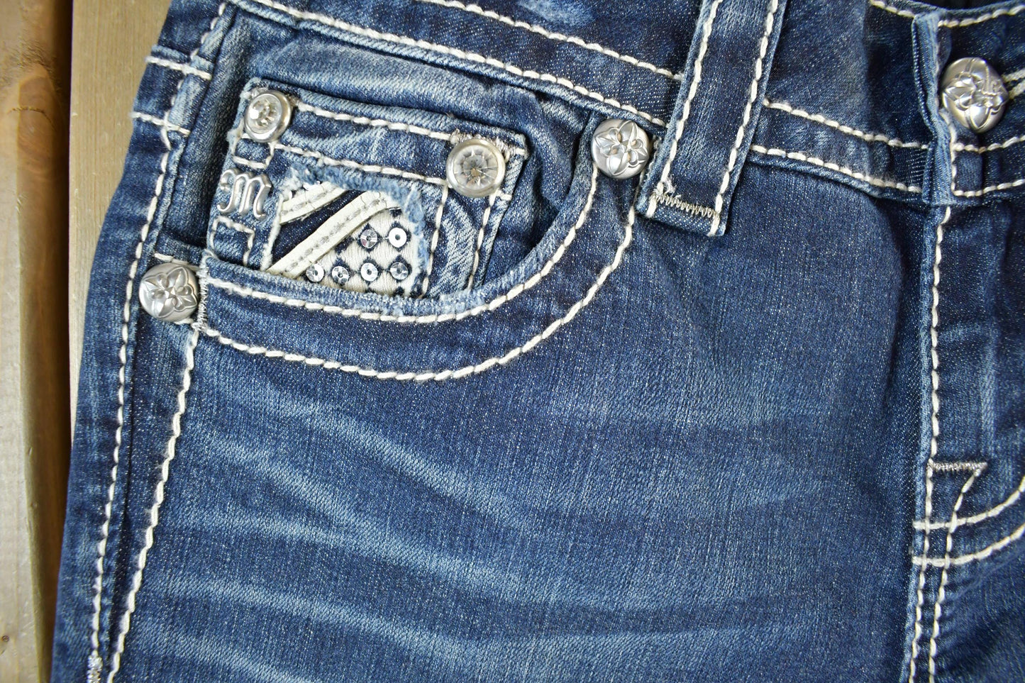 Vintage Y2K Miss Me Bedazzled Chloe Bootcut Signature Rise Jeans Women's S 26 x 33 from propervintagecanada