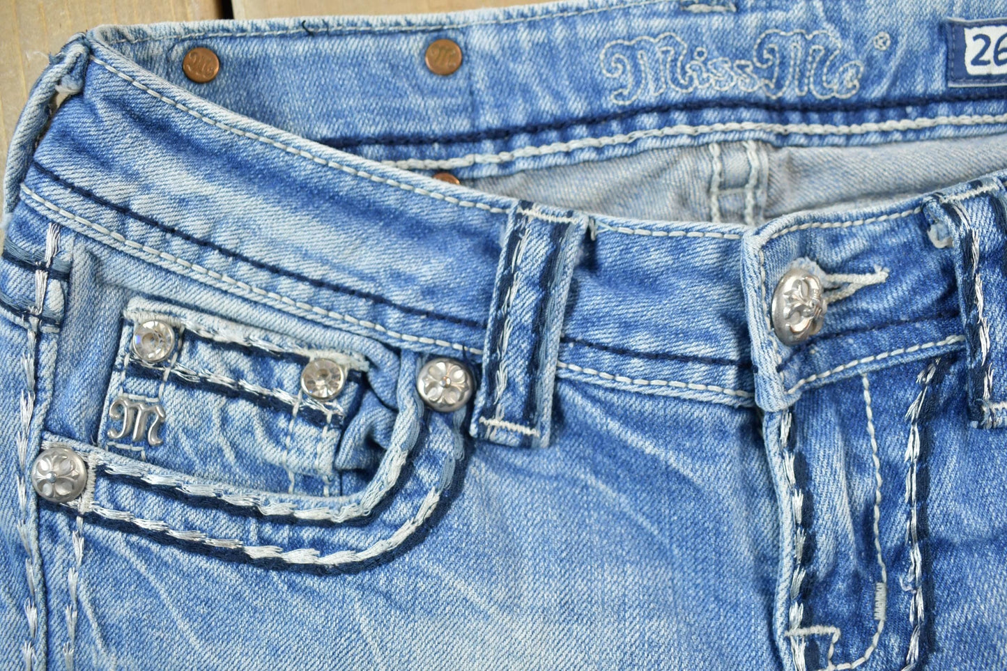 Vintage Y2K Miss Me Bedazzled Cowgirl Western Boot Cut Low Rise Jeans 26x33 / Rhinestone Jeans / 2000s Jeans / Chrome from propervintagecanada