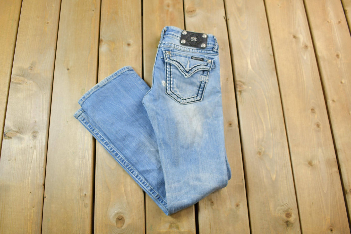 Vintage Y2K Miss Me Bedazzled Cowgirl Western Boot Cut Low Rise Jeans 26x33 / Rhinestone Jeans / 2000s Jeans / Chrome from propervintagecanada