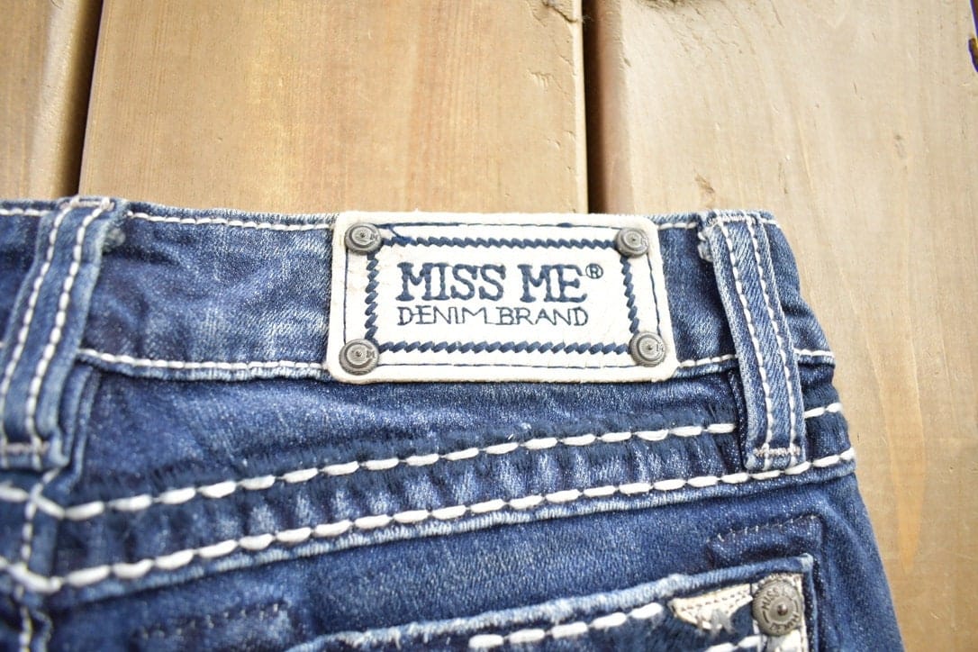Vintage Y2K Miss Me Bedazzled Cowgirl Western Boot Cut Low Rise Jeans Women's 26 x 33 from propervintagecanada