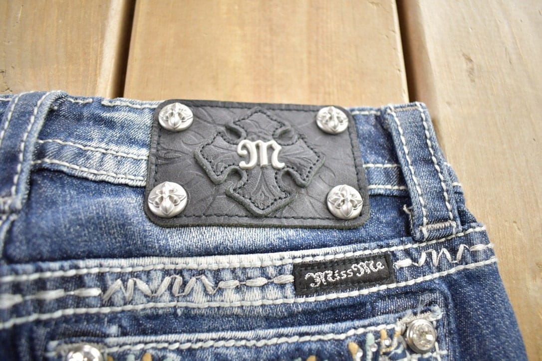 Vintage Y2K Miss Me Bedazzled Cowgirl Western Boot Cut Low Rise Jeans Women's 26 x 33 from propervintagecanada