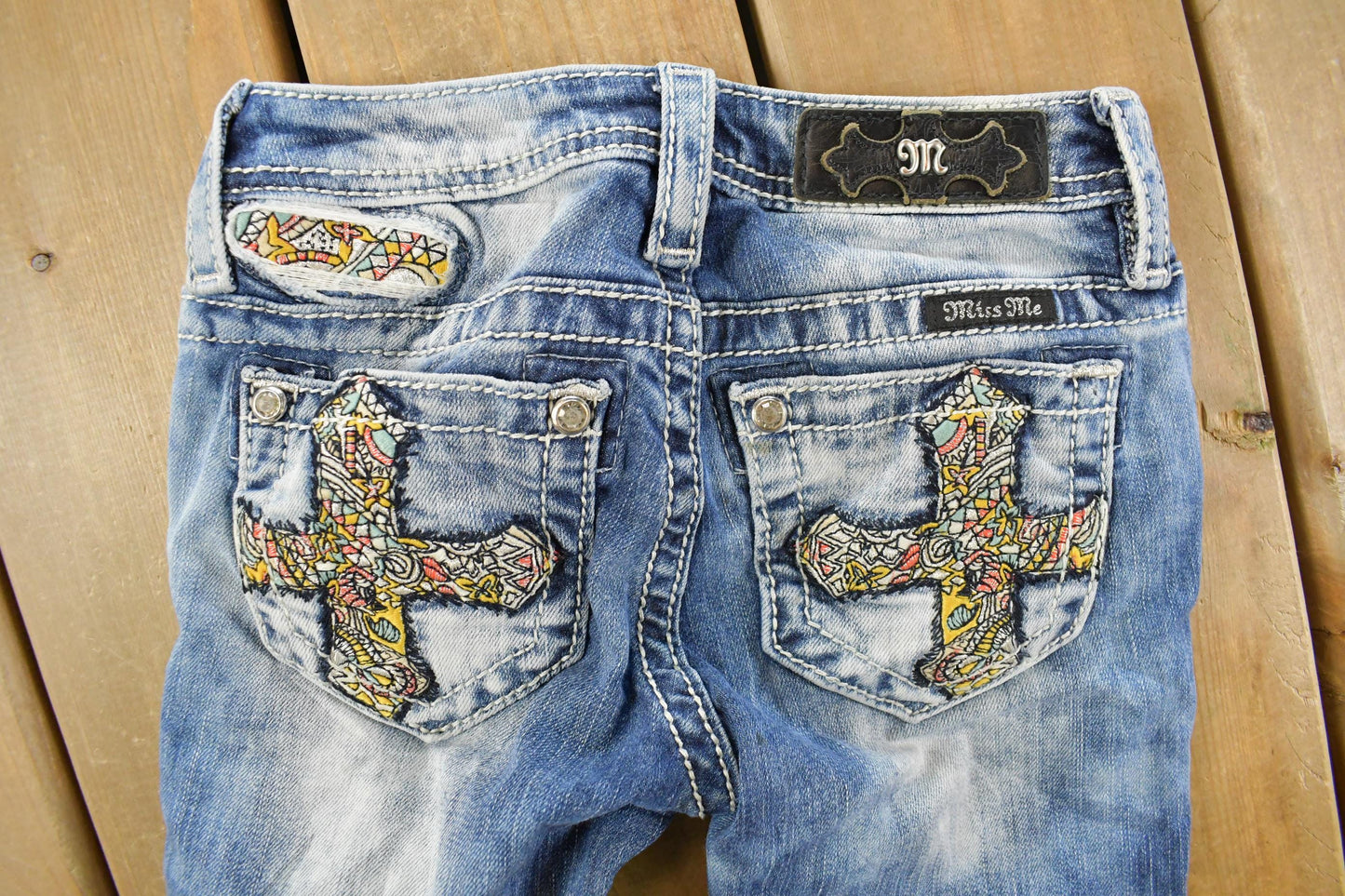 Vintage Y2K Miss Me Bedazzled Low Rise Jeans Women's 23 x 25 / Bootcut / 2000's Embroidered Contrast Stitched Denim from propervintagecanada
