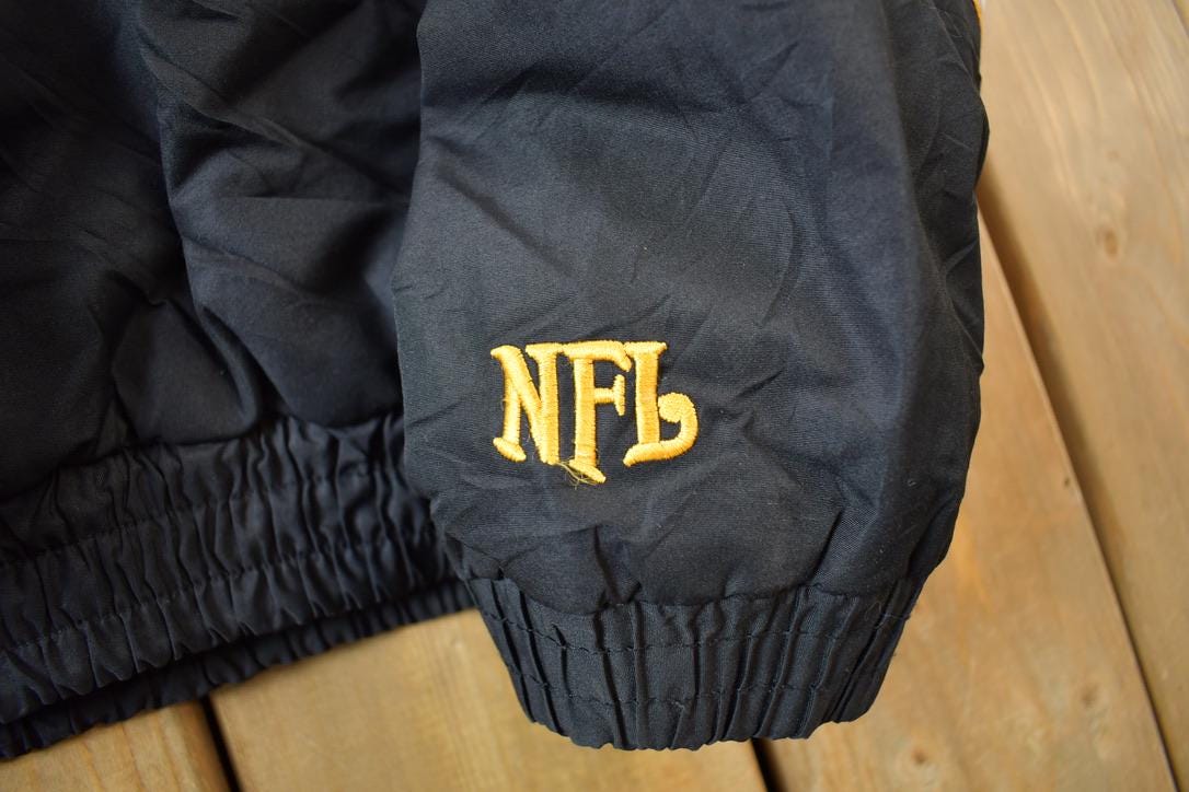 Vintage Y2k NFL Pittsburg Steelers Embroidered Removable Hooded Jacket from propervintagecanada