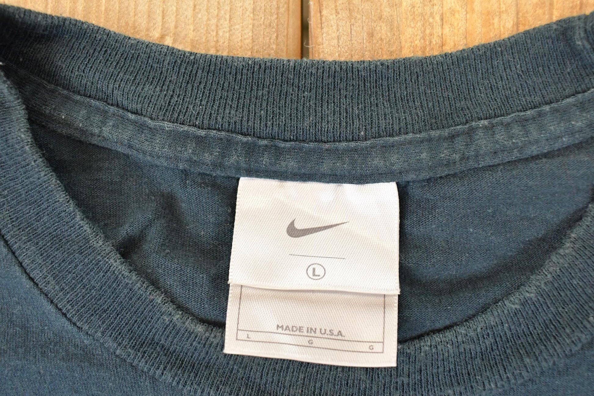 Vintage Y2K Nike Basketball T-Shirt Men's L from propervintagecanada