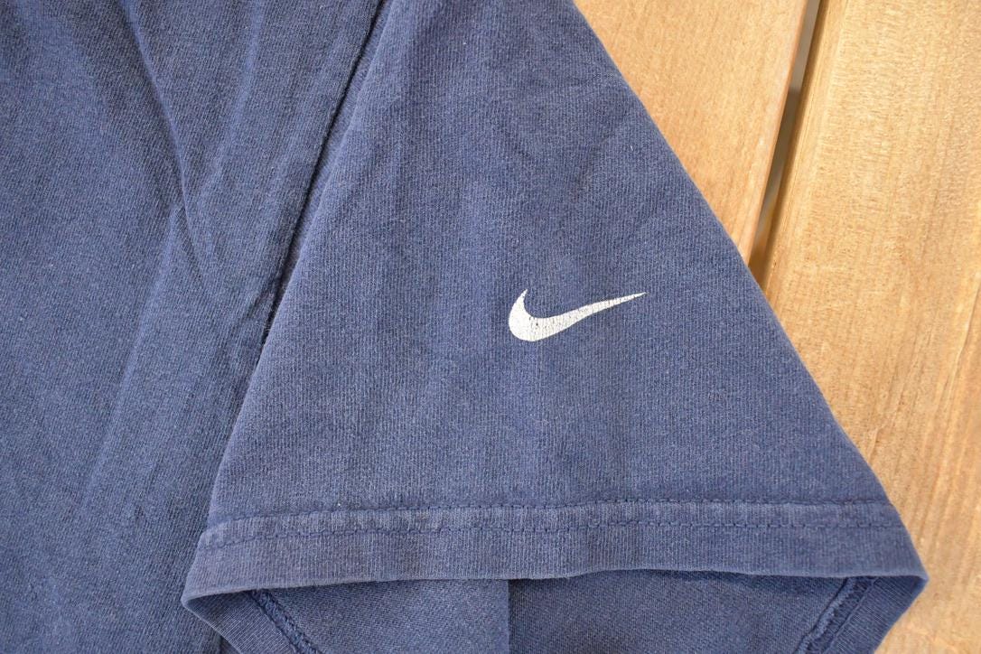 Vintage Y2K Nike Basketball T-Shirt Men's XL from propervintagecanada