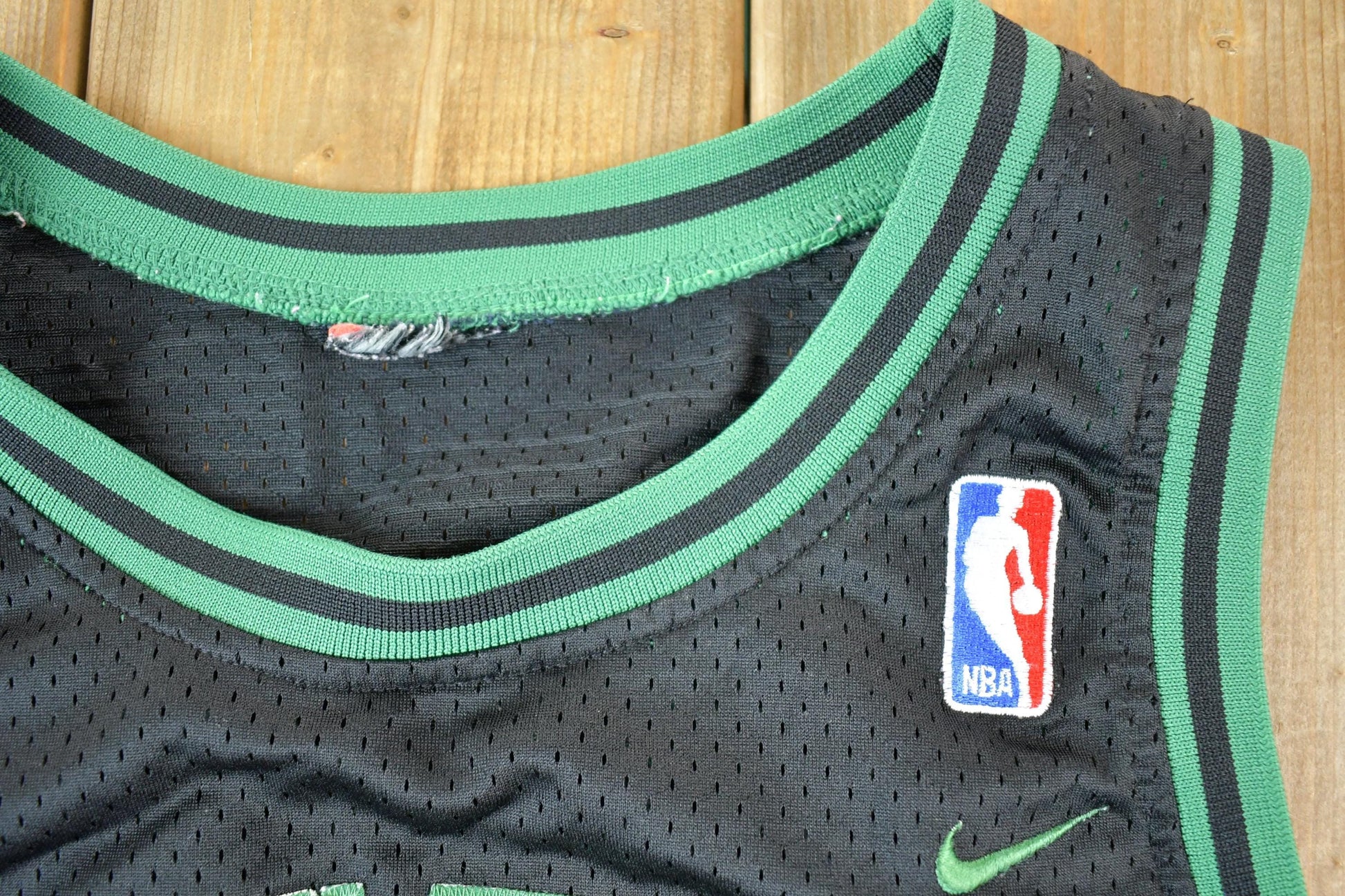 Vintage Y2K Nike Boston Celtics Antoine Walker NBA Basketball Jersey Youth L from propervintagecanada