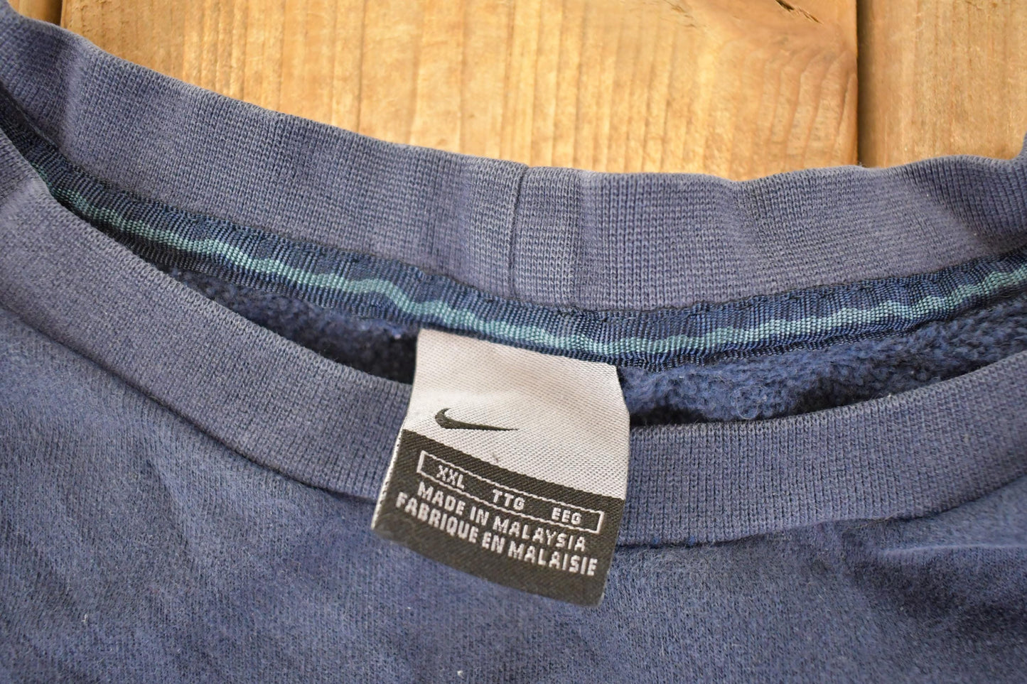 Vintage Y2K Nike Crewneck Sweatshirt, Swoosh Logo, Made in USA, XXL from propervintagecanada