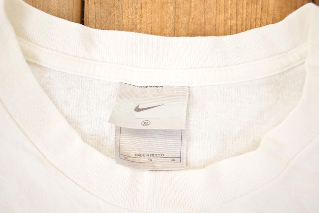 Vintage Y2K Nike Graphic Print Logo Swoosh Shirt Men's L from propervintagecanada