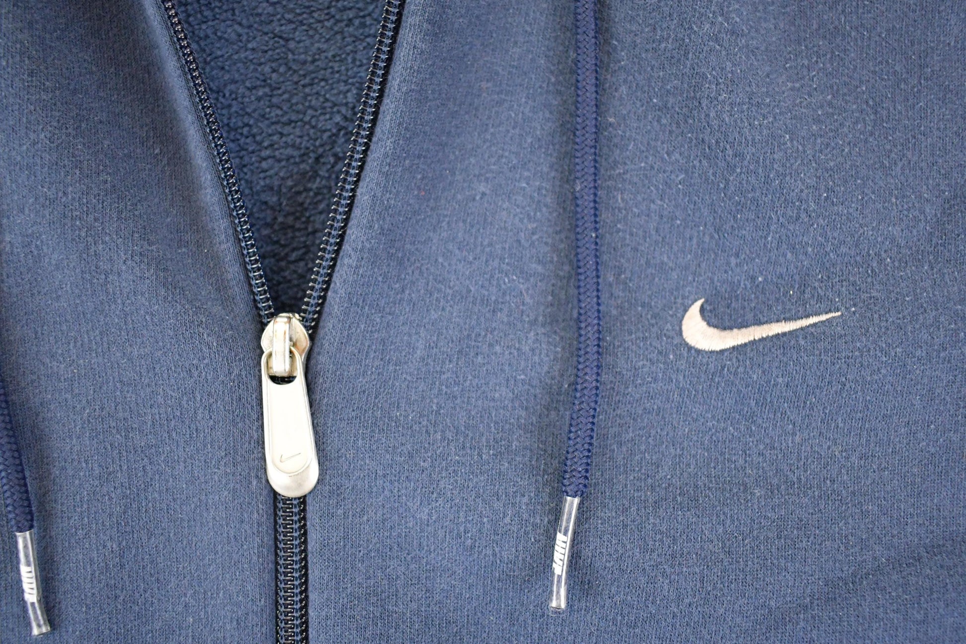 Vintage Y2K Nike Hoodie Full Zip Sweatshirt Men's XL from propervintagecanada