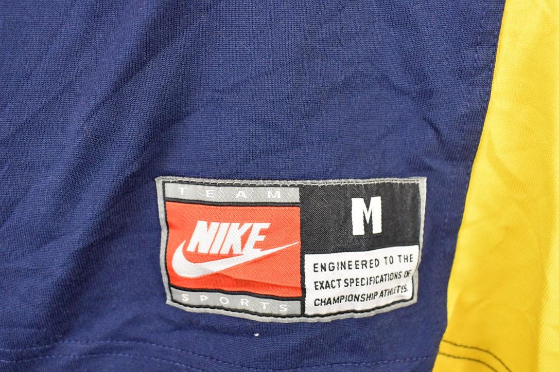 Vintage Y2K Nike Michigan State T-Shirt Men's L from propervintagecanada