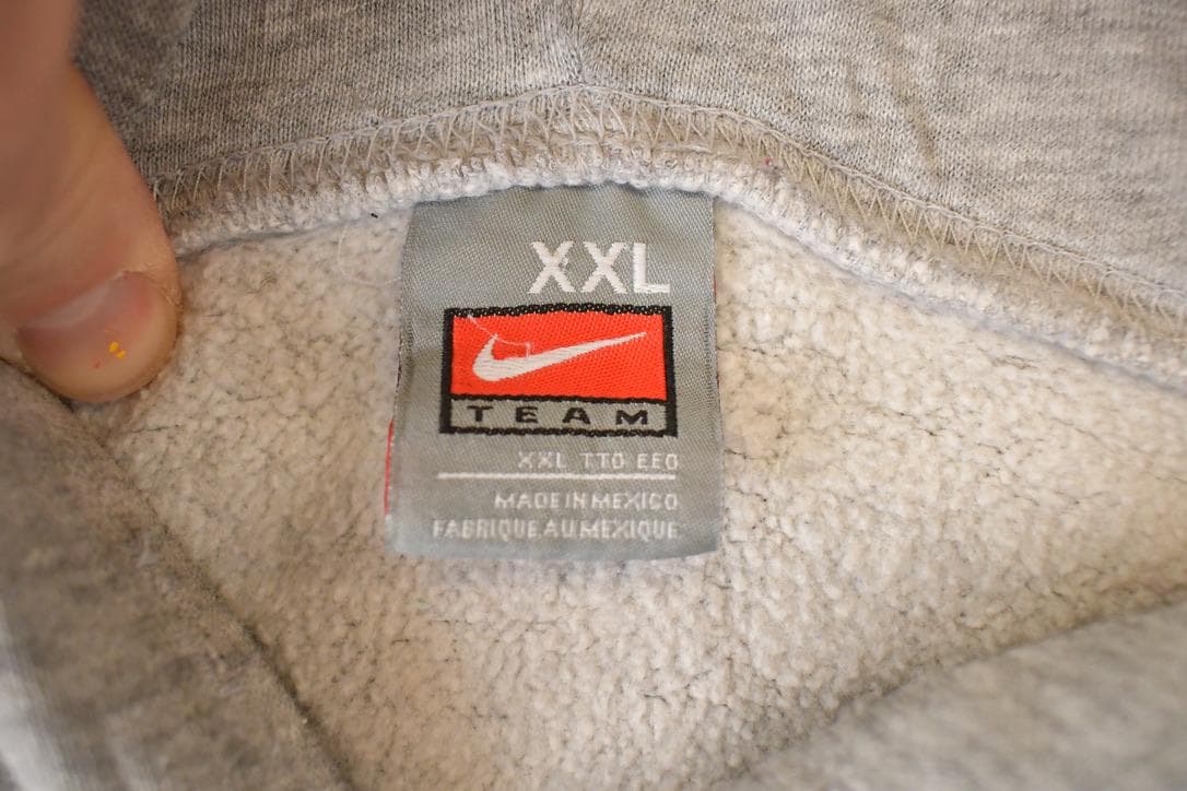 Vintage Y2K Nike Minnesota Centre Swoosh University Hoodie Sweater Men's XXL from propervintagecanada