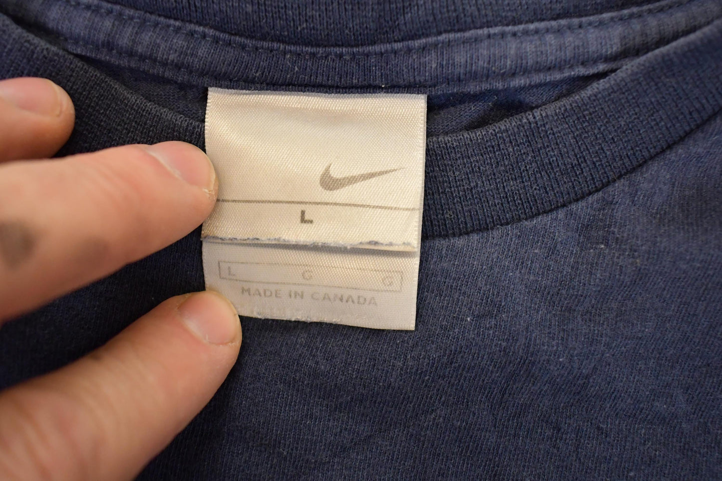 Vintage Y2K Nike T-Shirt Men's L from propervintagecanada
