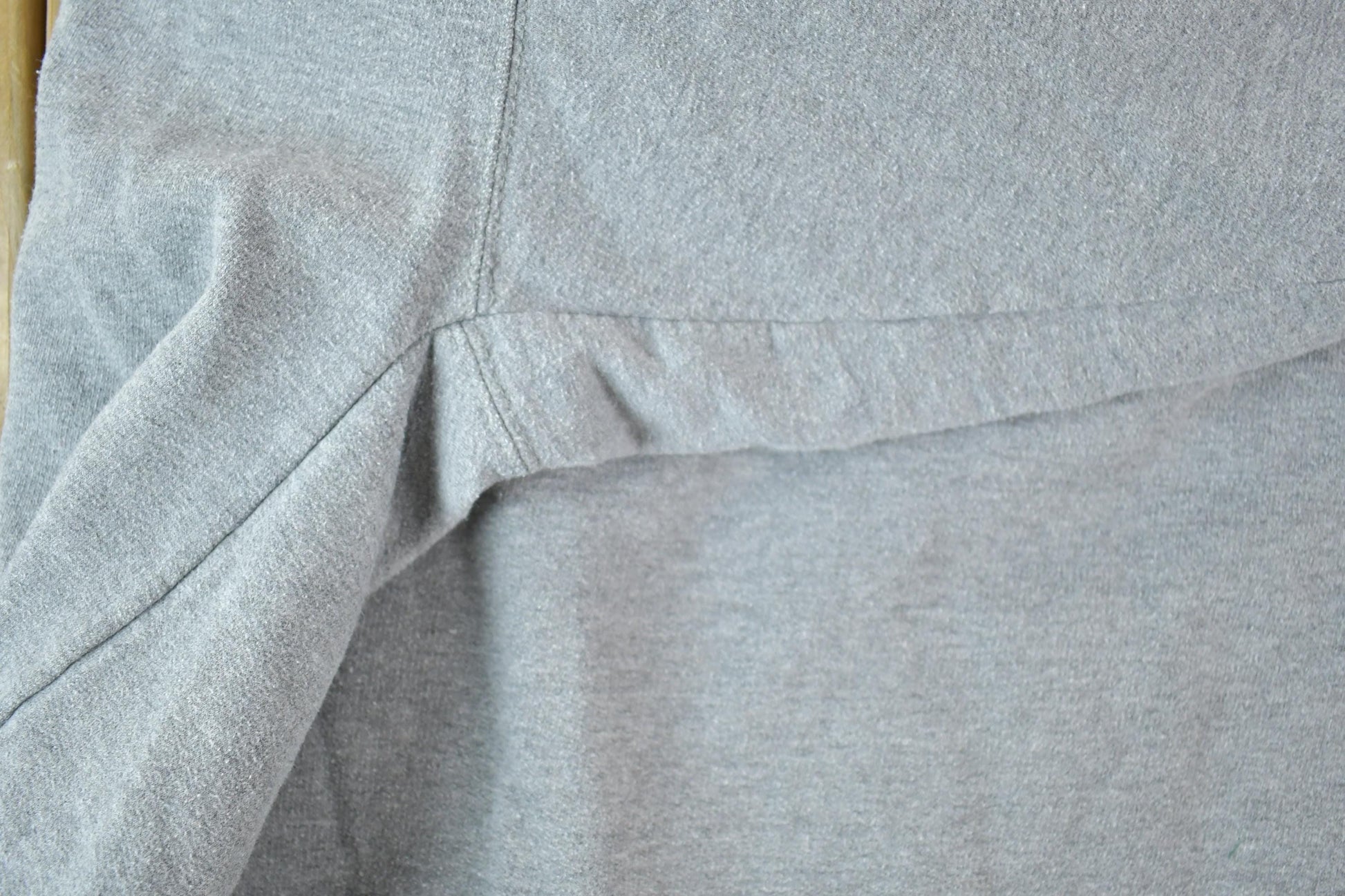Vintage Y2K Ohio State University Buckeyes Collegiate Hoodie Men's XL from propervintagecanada