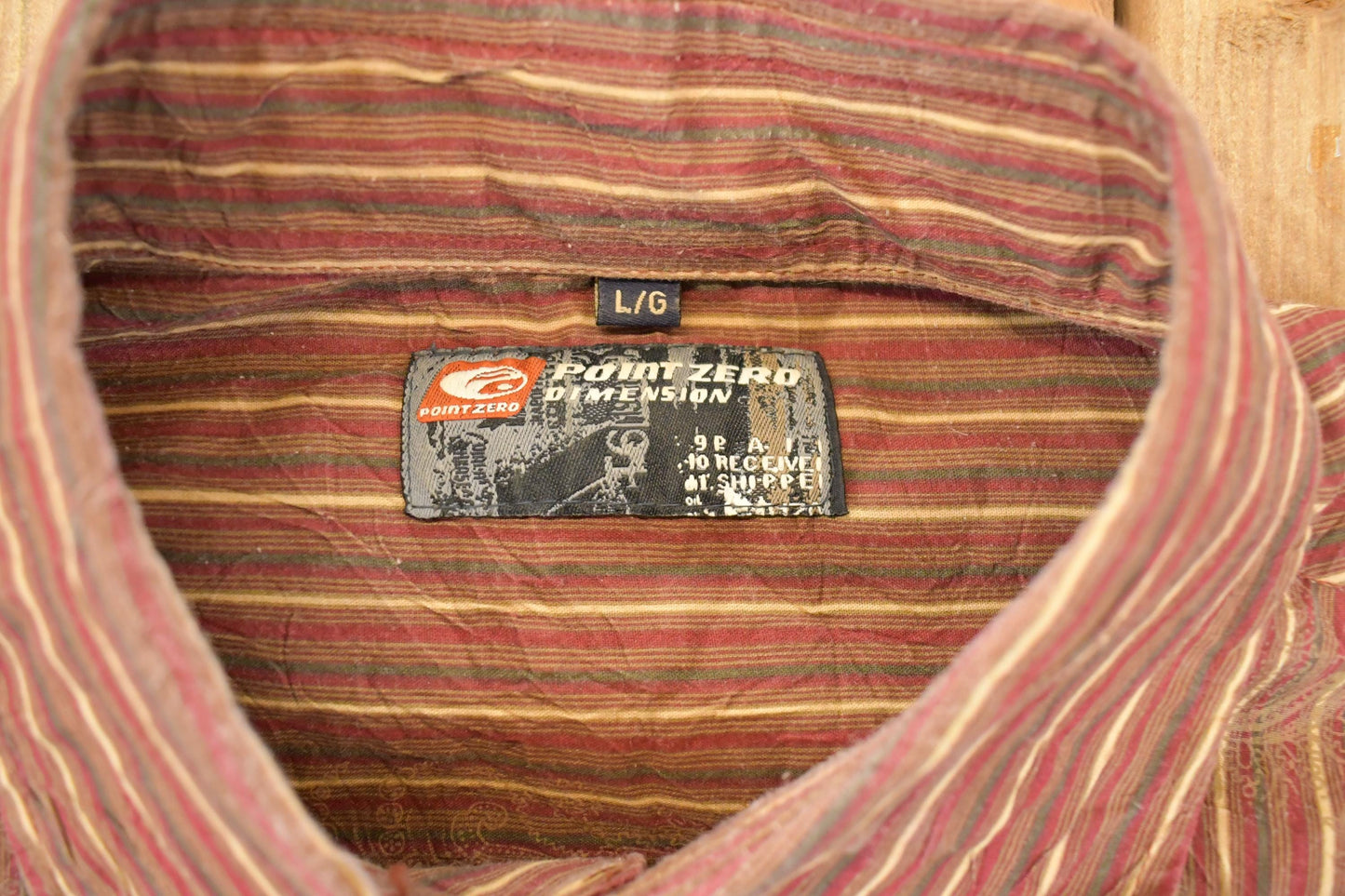 Vintage Y2K Point Zero Button Up Shirt Men's L from propervintagecanada