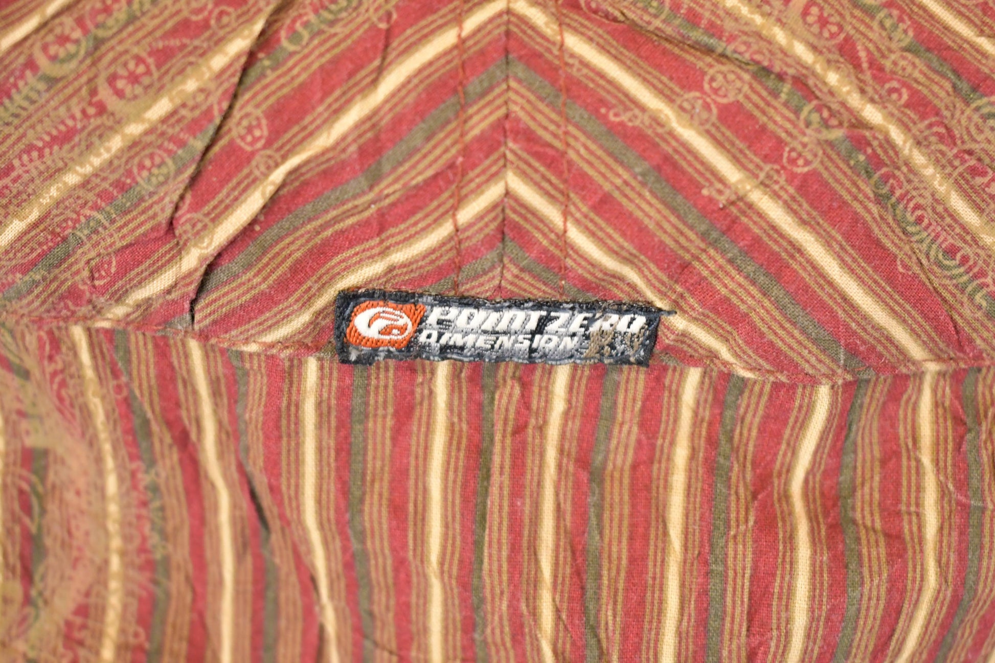 Vintage Y2K Point Zero Button Up Shirt Men's L from propervintagecanada