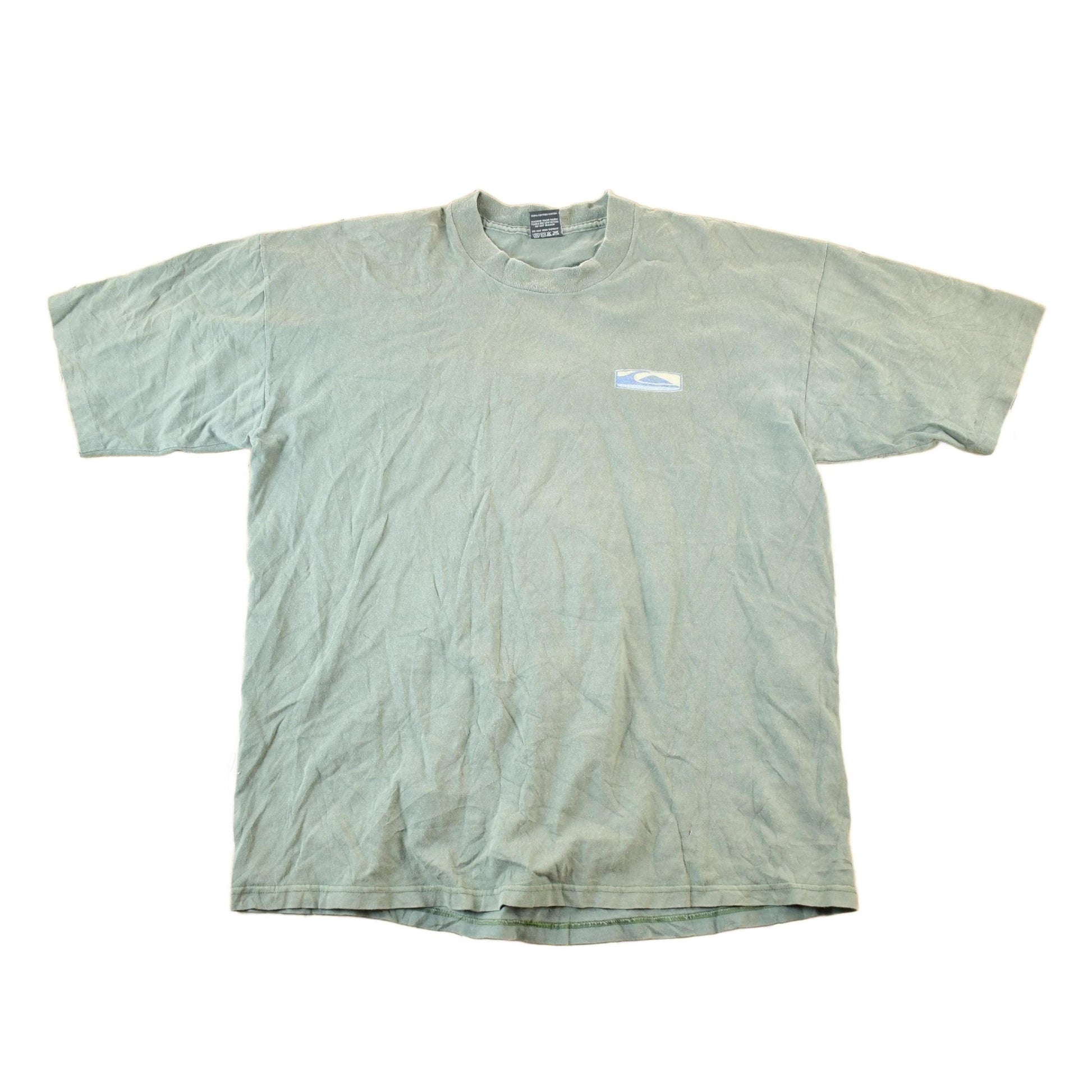 Vintage Y2K Quicksilver Souvenir Surfing T-Shirt Mens L from propervintagecanada