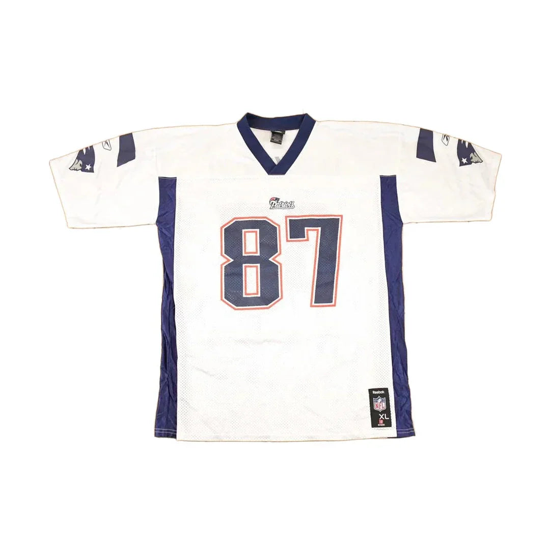 Vintage Y2K Reebok New England Patriots Rob Gronkowski NFL Jersey Men's XL from propervintagecanada