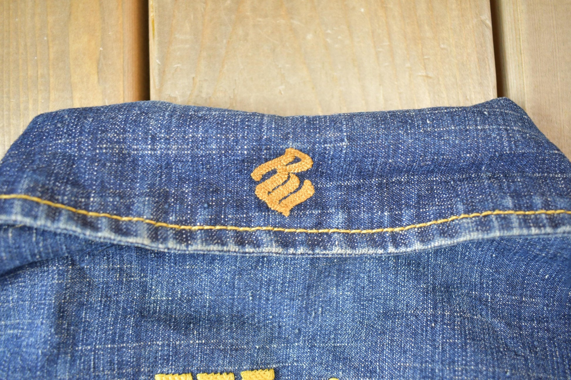 Vintage Y2K Rocawear Faded Jean Jacket Men's Large from propervintagecanada