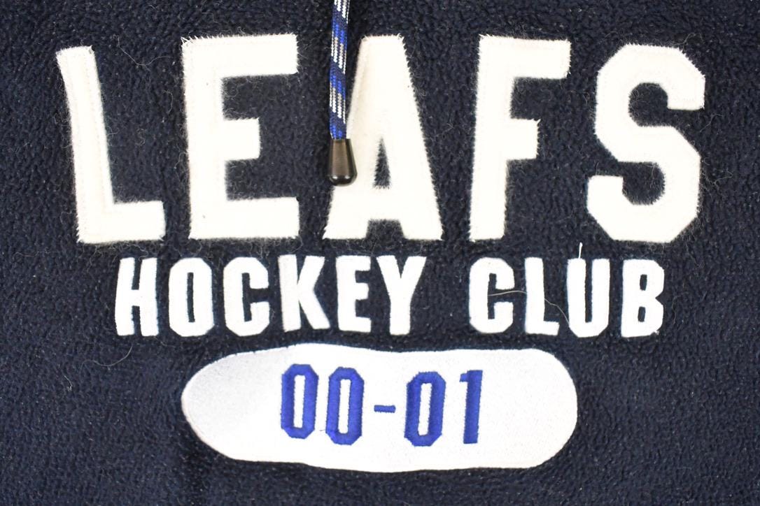 Vintage Y2K Roots Toronto Maple Leafs NHL Hockey Fleece Hoodie Sweatshirt Mens XL from propervintagecanada