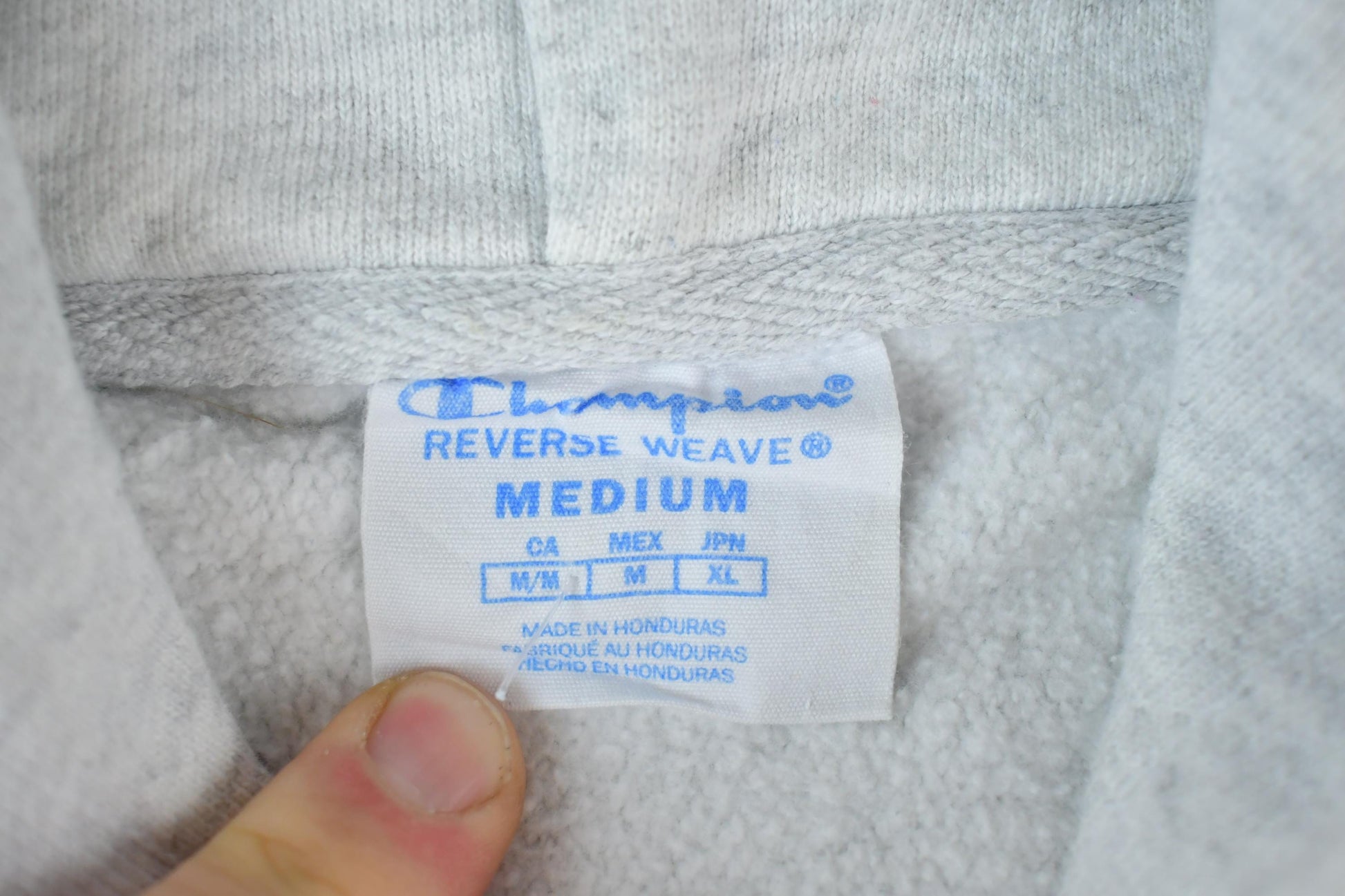 Vintage Y2K Rosemont Volleyball Champion Reverse Weave Hoodie Sweatshirt Men's Medium from propervintagecanada
