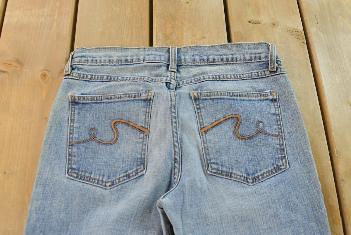 Vintage Y2K RT Low Rise Flare Denim Jeans Women's 28 x 32 from propervintagecanada