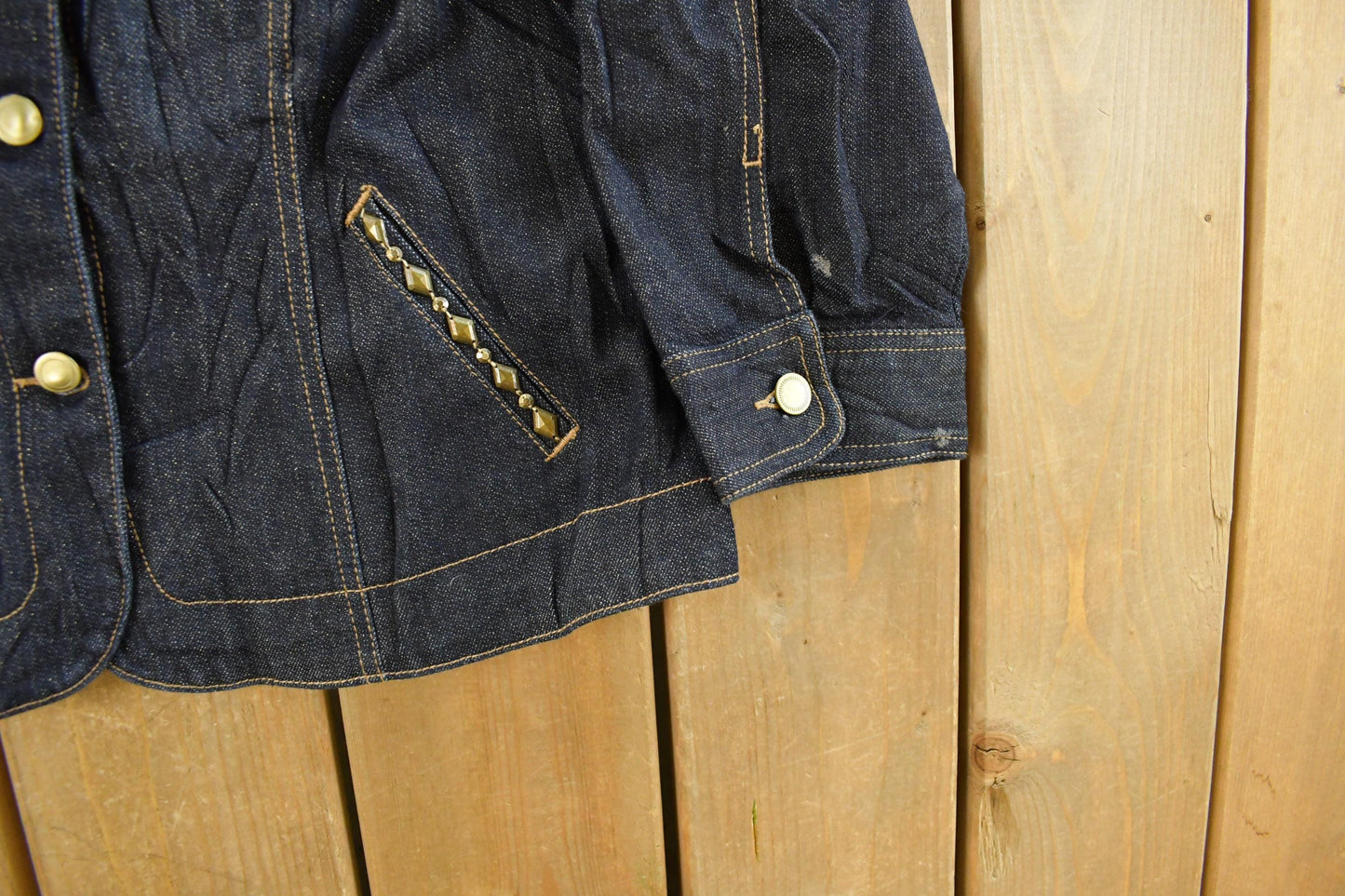 Vintage Y2K Ruby Rd Denim Shirt Jacket Women's Small from propervintagecanada