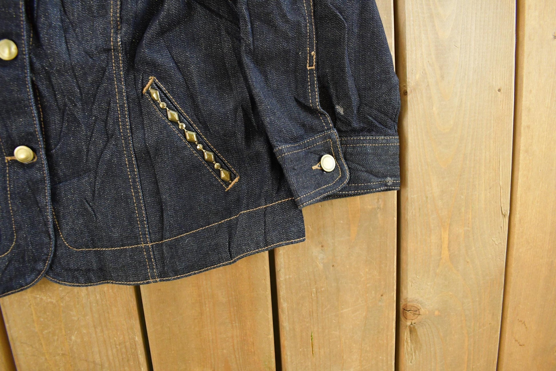 Vintage Y2K Ruby Rd Denim Shirt Jacket Women's Small from propervintagecanada