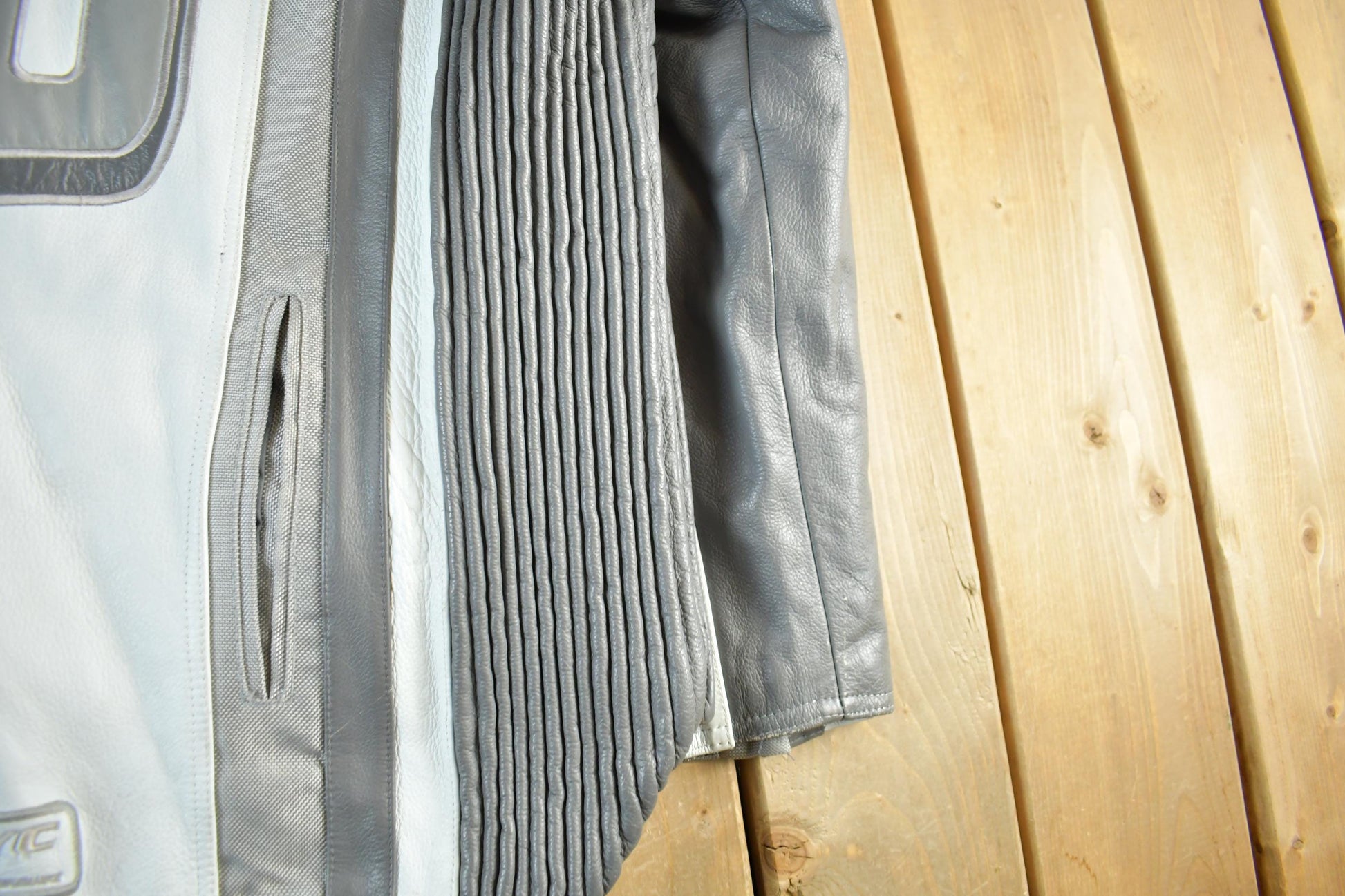 Vintage Y2K Schott Motorcycle Leather Jacket Men's 2XL from propervintagecanada