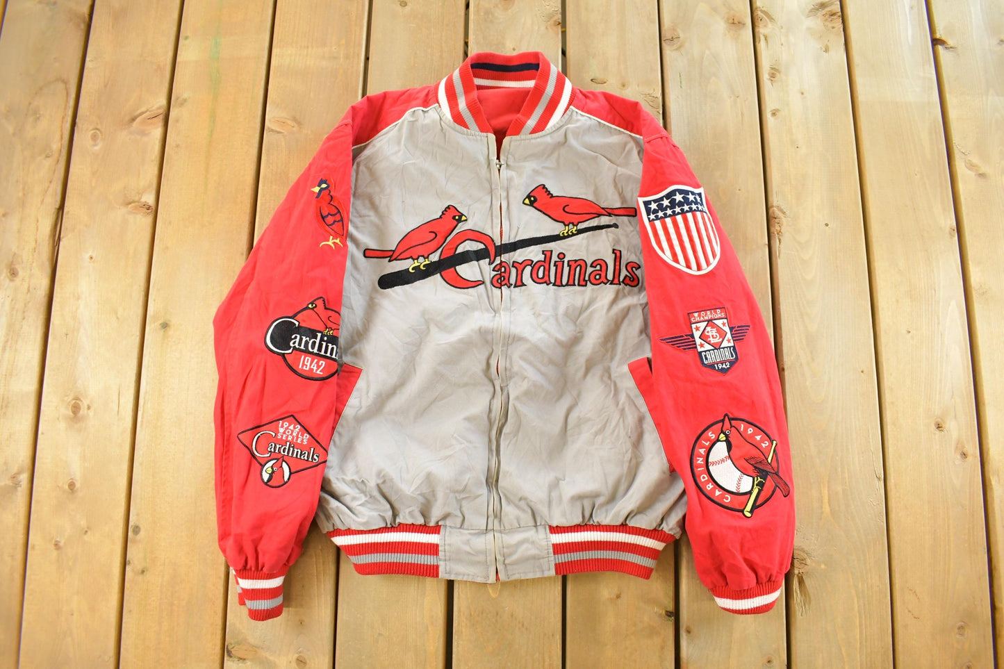 Vintage Y2K St. Louis Cardinals Reversible MLB GIII Carl Banks Bomber Jacket Men's M from propervintagecanada