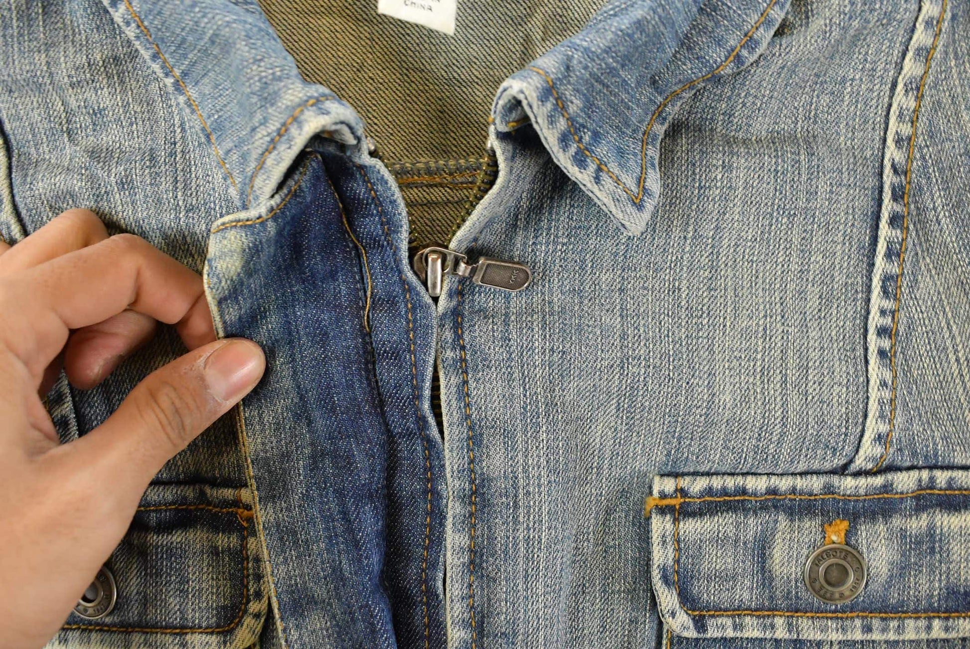 Vintage Y2K Talbots Denim Trucker Jean Jacket Women's Small / Denim Jacket / 2000s Coat / Chic Fashion from propervintagecanada