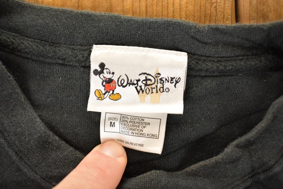 Vintage Y2K Walt Disney World Embroidered Crewneck Sweater Men's M from propervintagecanada