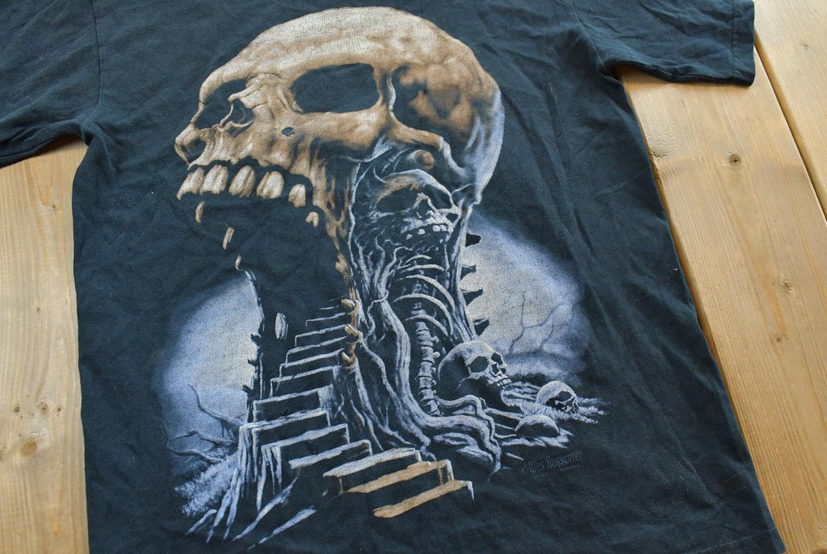 Vintage Y2K Wes Benscoter Skull Cave T-Shirt Mens S from propervintagecanada