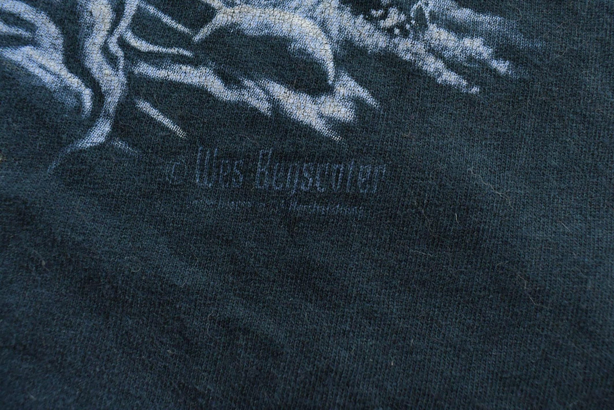 Vintage Y2K Wes Benscoter Skull Cave T-Shirt Mens S from propervintagecanada