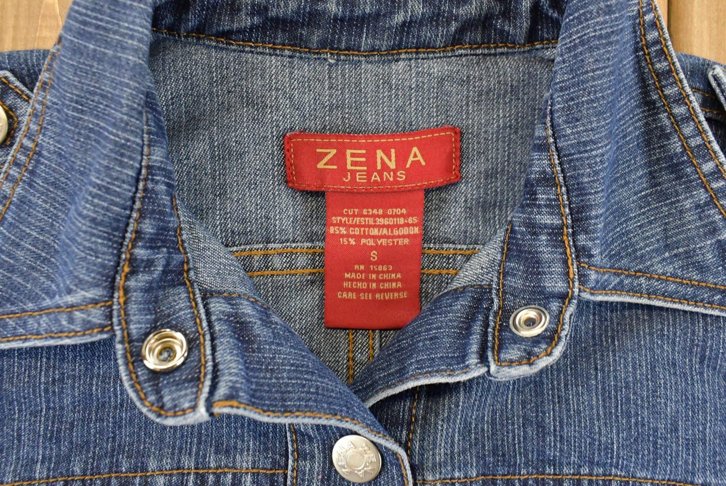 Vintage Y2K Zena Denim Trucker Jean Jacket Women's Small from propervintagecanada