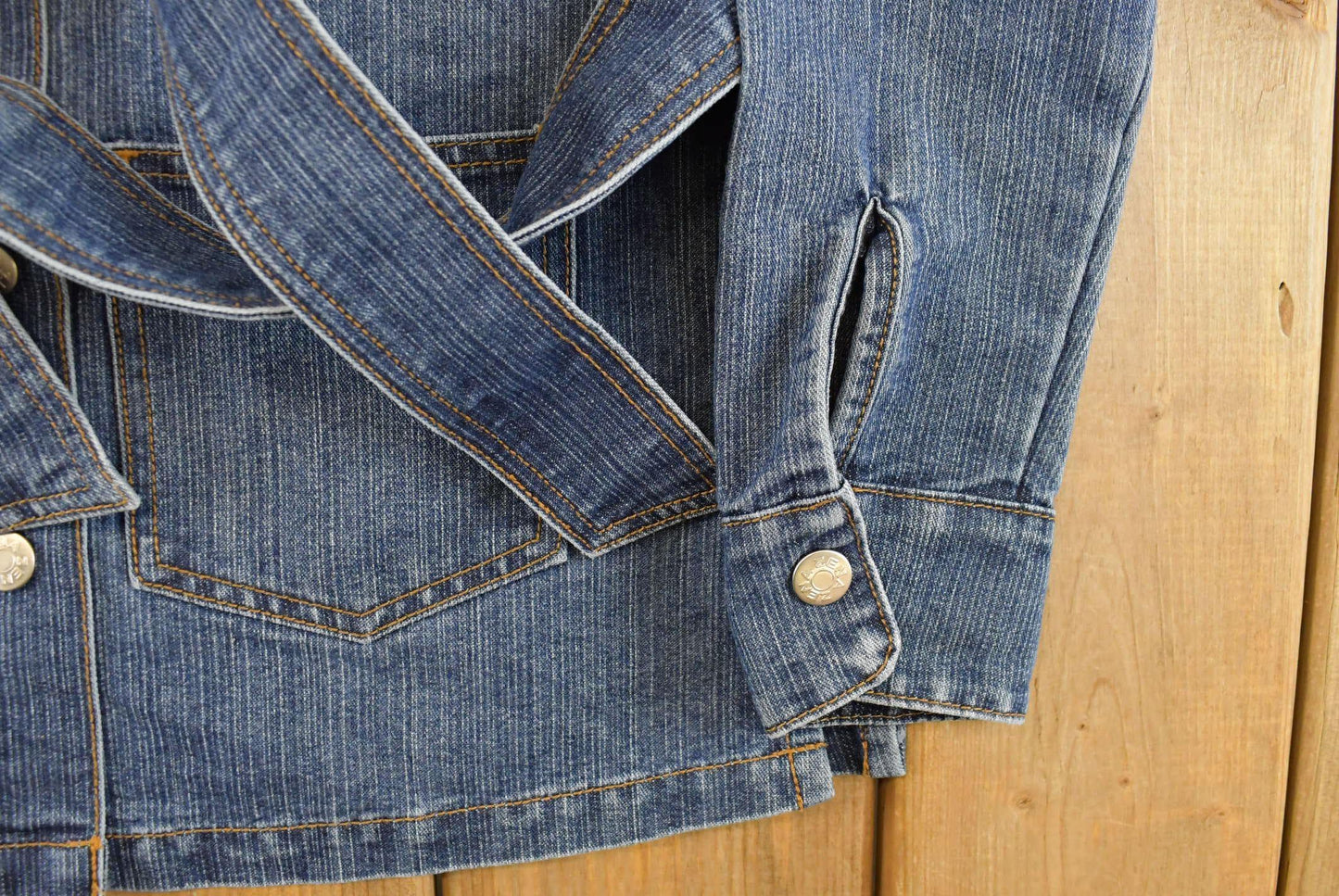 Vintage Y2K Zena Denim Trucker Jean Jacket Women's Small from propervintagecanada
