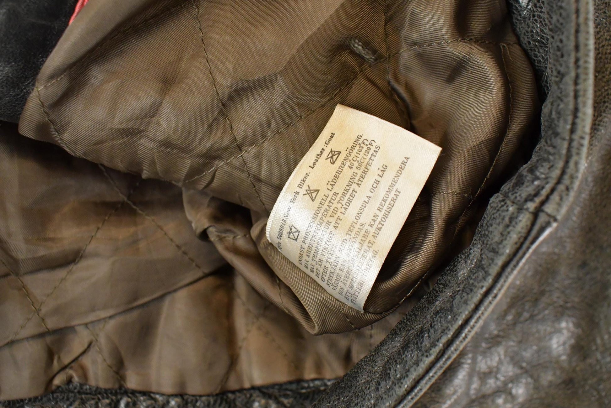 Vintage Y2K Zoul Washed Leather Biker Jacket Women's Small from propervintagecanada