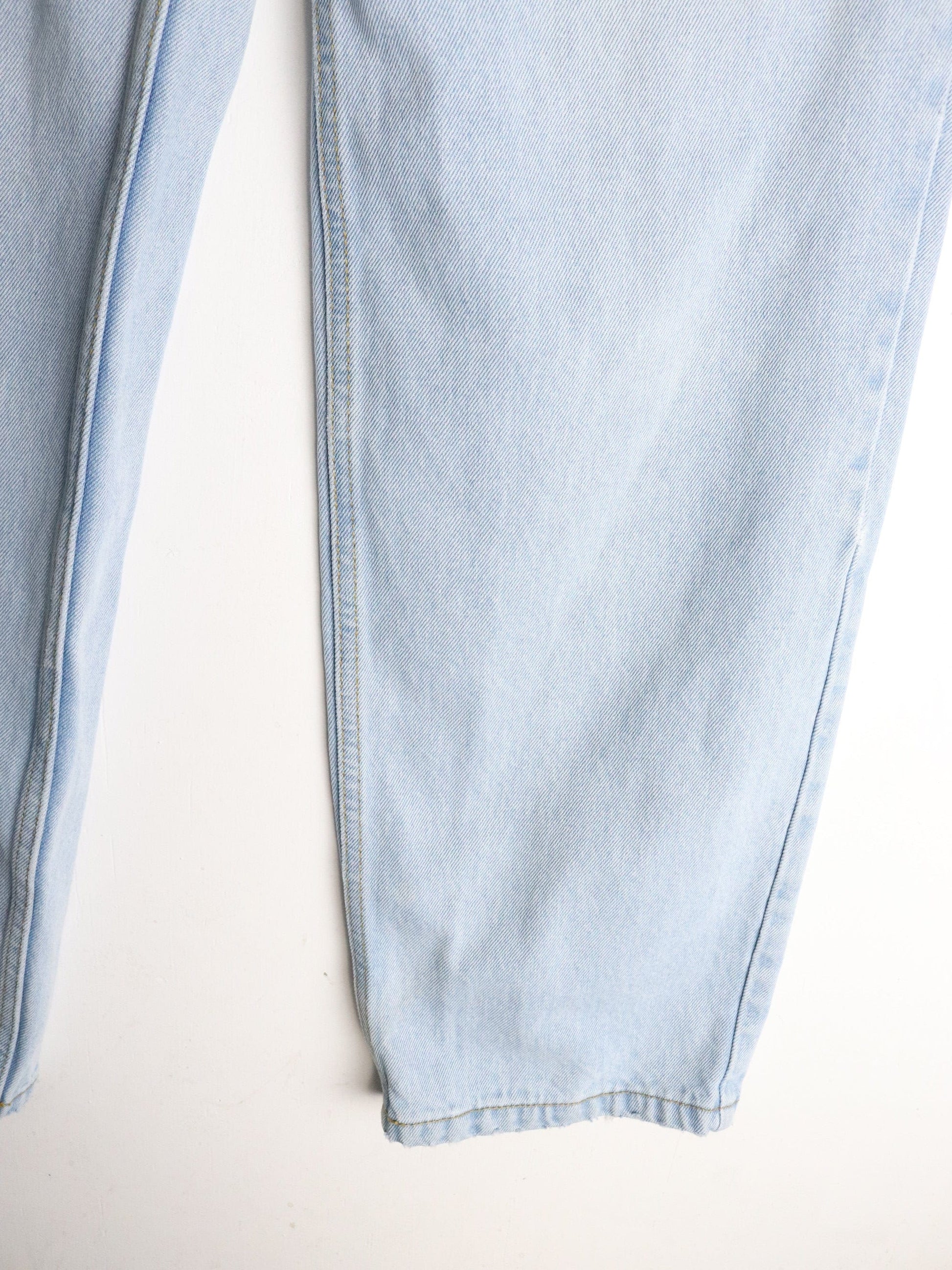 WindRiver Denim Jeans Mens 34 x 30 Blue from propervintagecanada