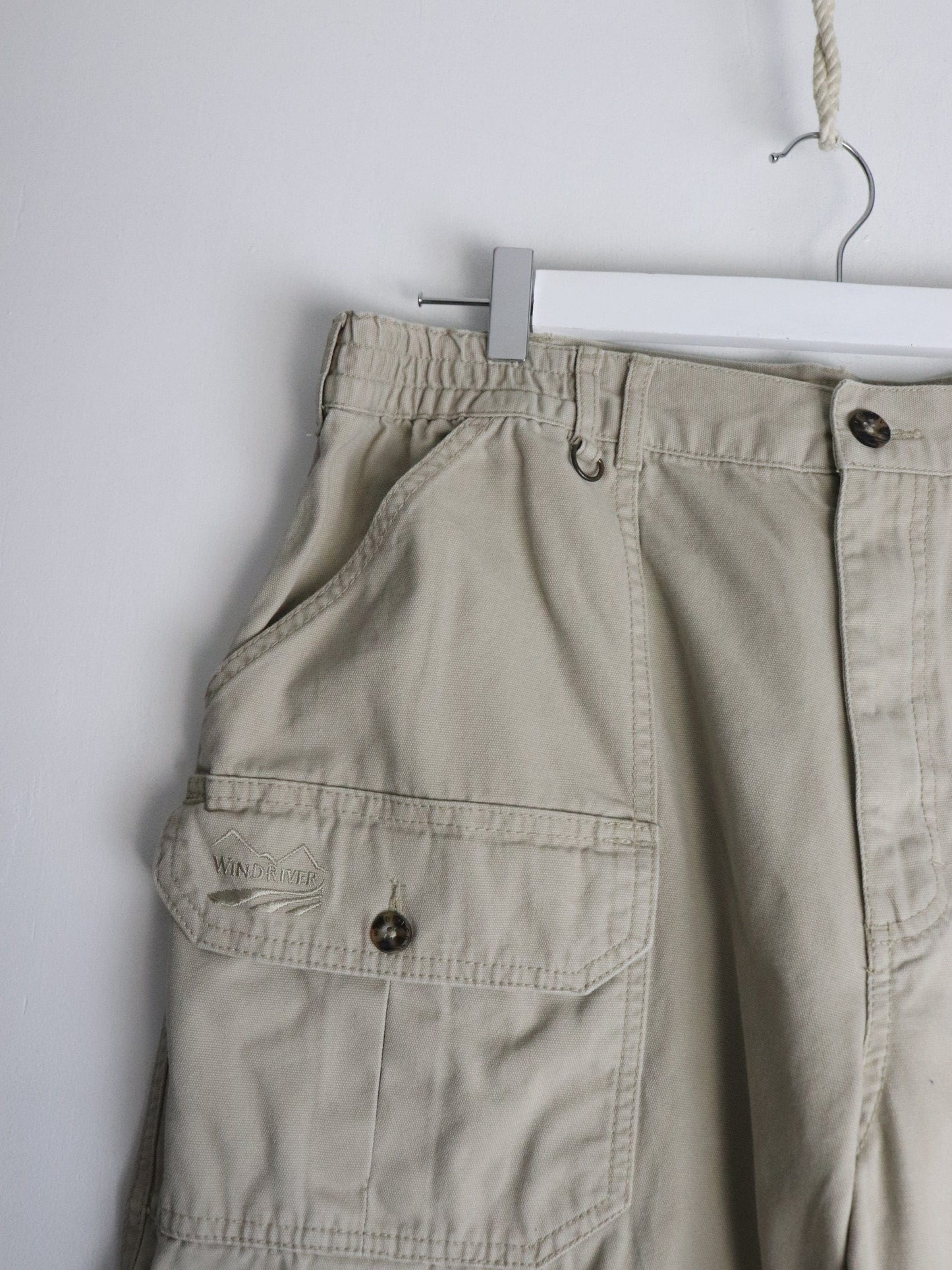 WindRiver Pants Mens 36 x 30 Beige Cargo from propervintagecanada