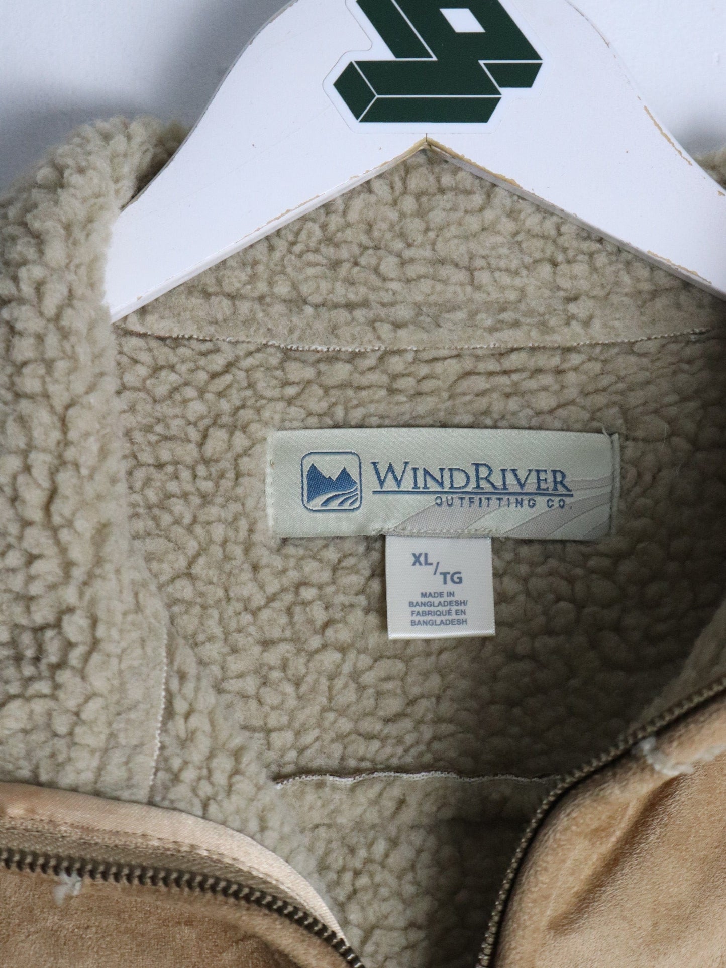 WindRiver Vest Youth XL Beige Jacket from propervintagecanada