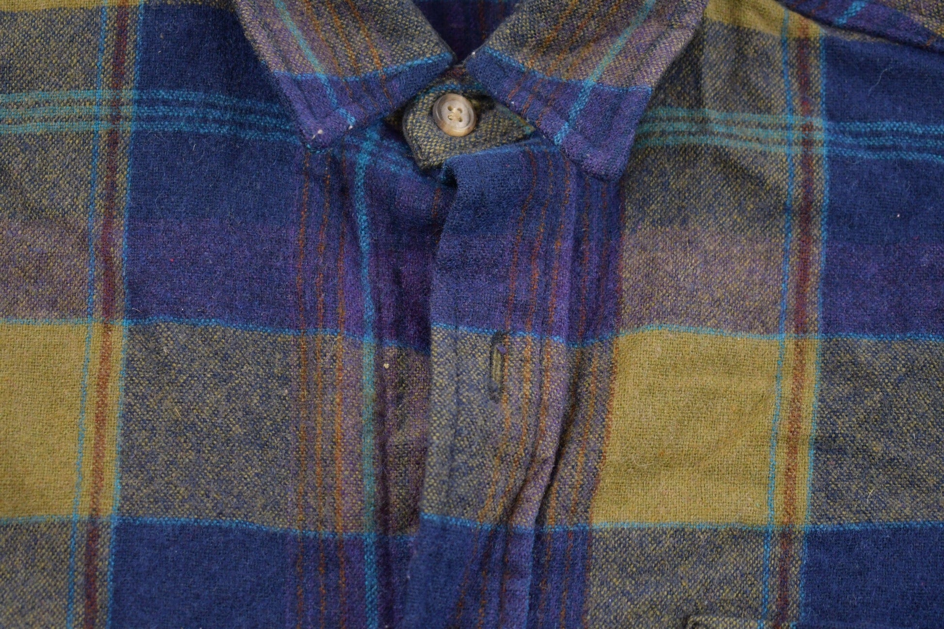 Woolrich Clothing > Men's Clothing > Shirts & Tees > Oxfords & Button Downs Vintage 1980s Woolrich Blue Plaid Wool Shacket Men's Medium